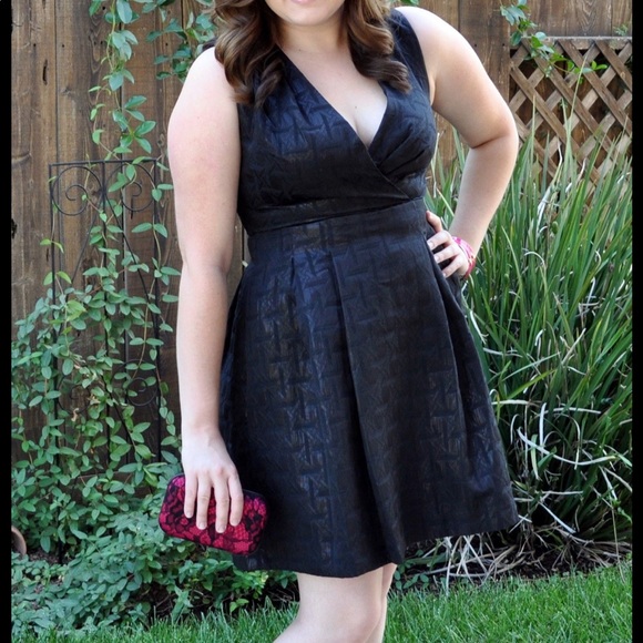 Kirna Zabete Dresses & Skirts - Kirna Zabete Geometric Print Dress